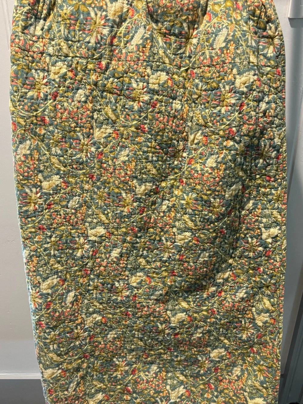 Pottery Barn Reversible Floral Throw Quilt